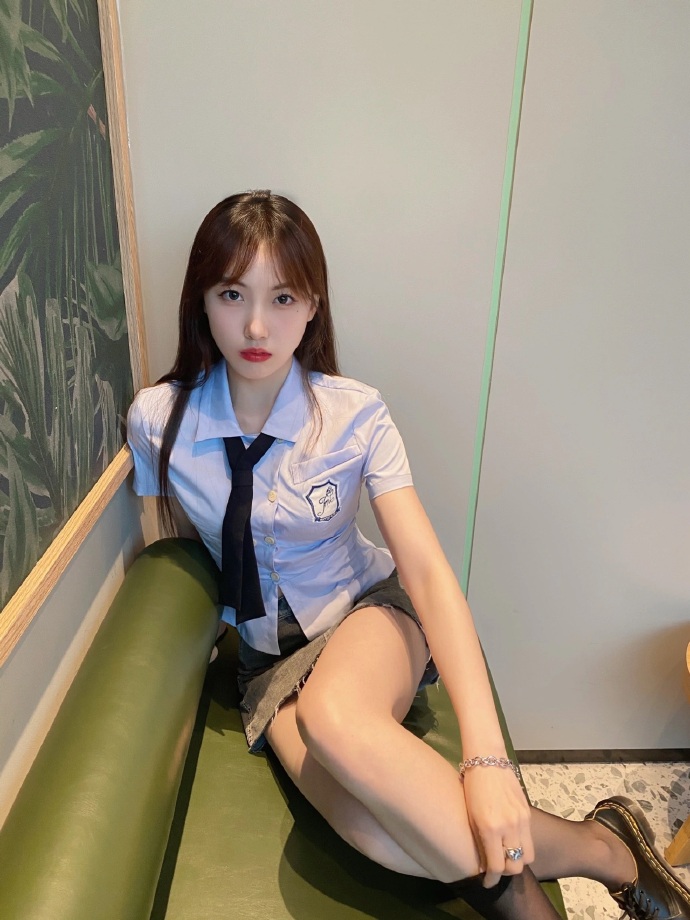 黑人大操白富美 内射在线观看_在线观看入口- 高清不卡顿 封面配图
