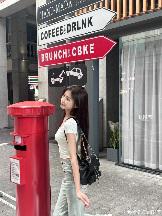 罗马 封面