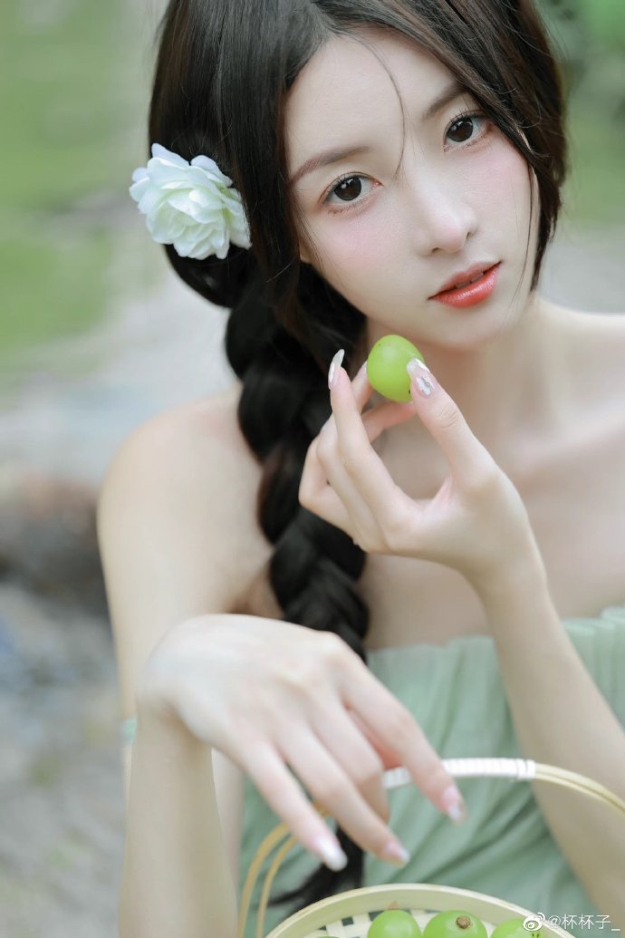 你好，李焕英 封面